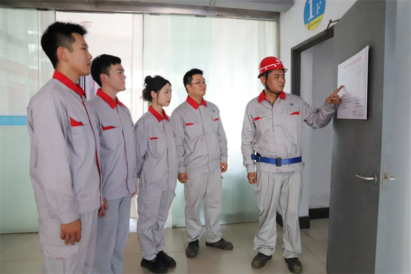 第11頁_公司動態(tài)_新聞中心_蕪湖造船廠有限公司